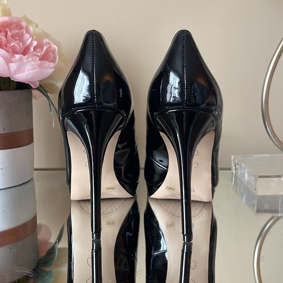 Jessica Simpson Black Patent Leather Heels - Picture 2 of 9